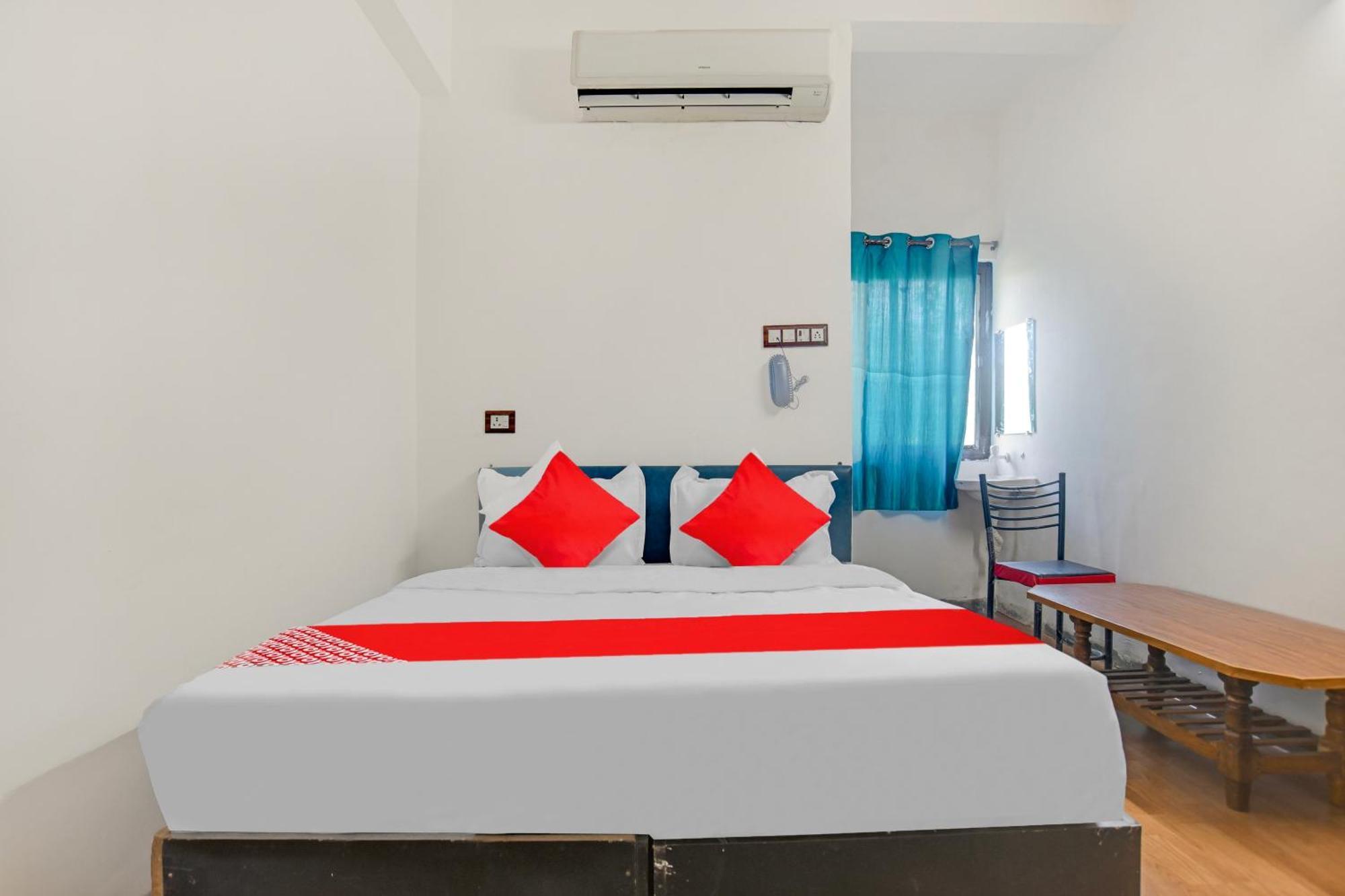 Oyo Flagship Hotel Shree United Indore Buitenkant foto