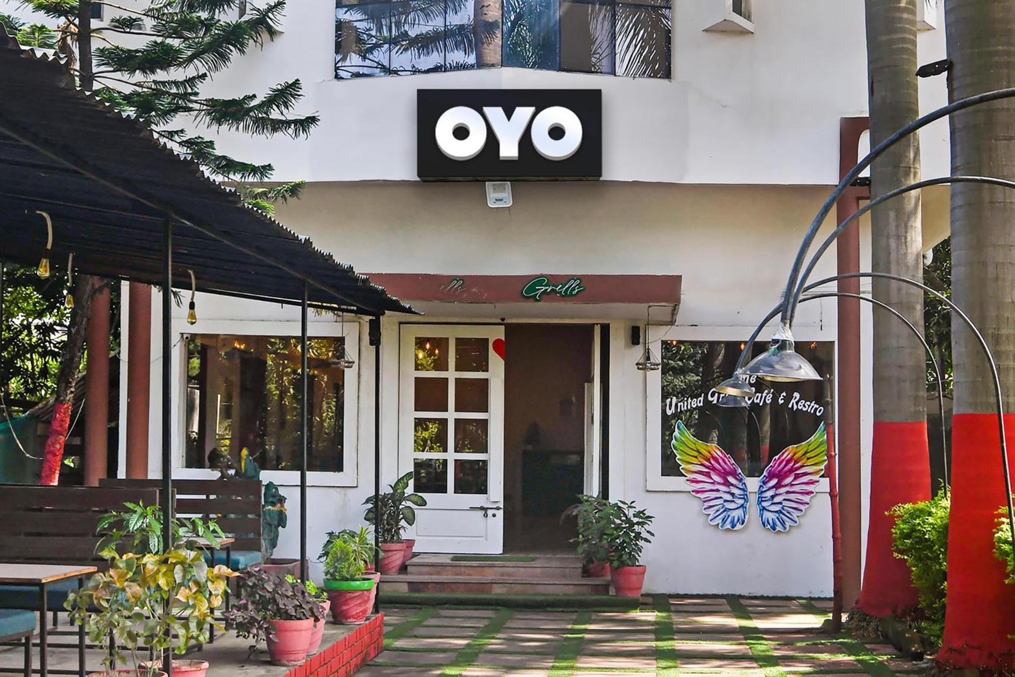 Oyo Flagship Hotel Shree United Indore Buitenkant foto